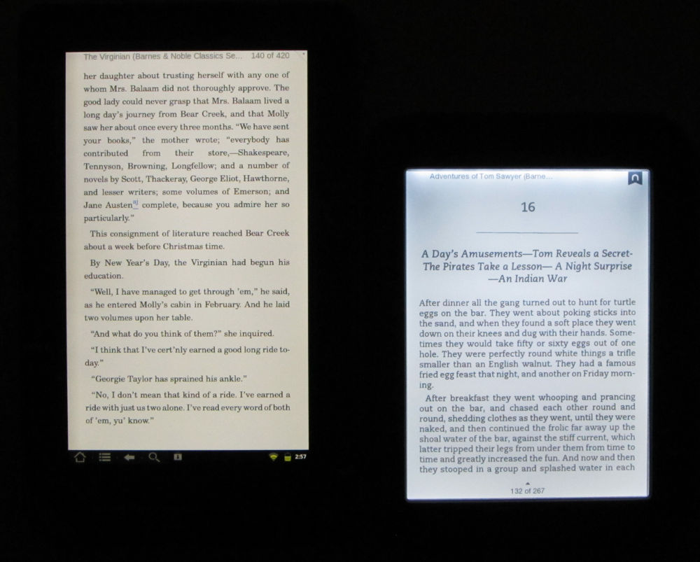 Nook Touch with GlowLight vs Nook Tablet
