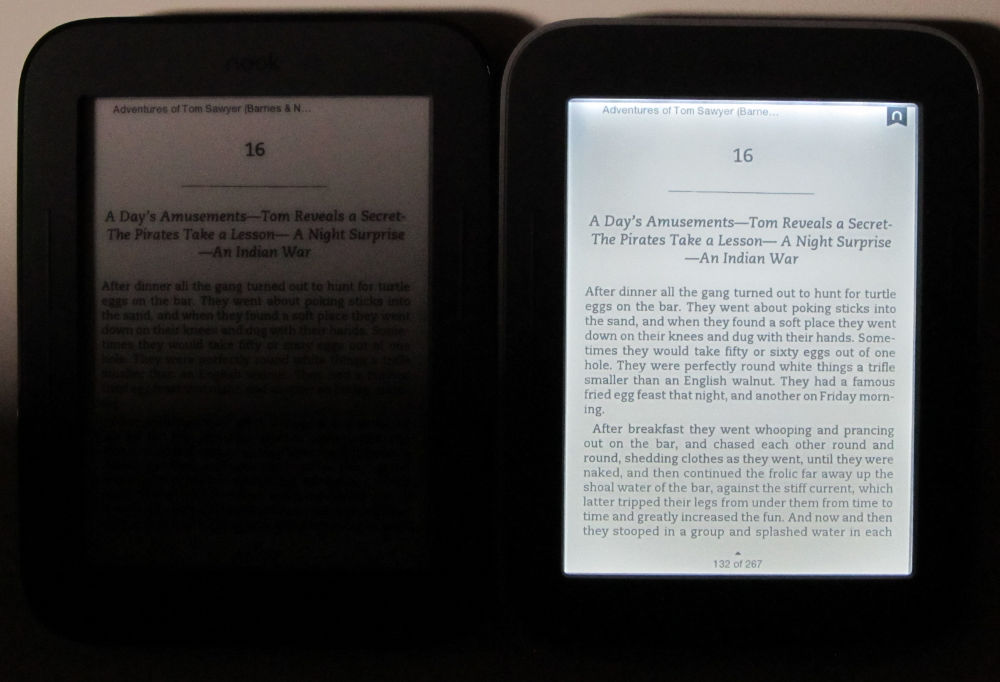 Nook Touch with GlowLight vs Nook Touch